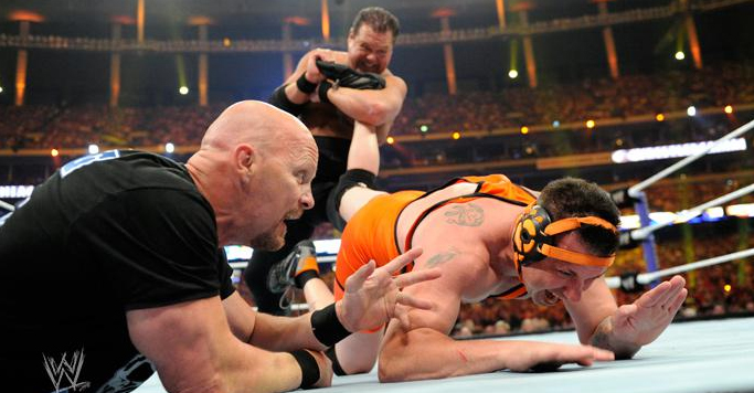 full-story-photo-result-april-3-2011-michael-cole-vs-jerry-the-king-lawler-wwe-wrestlemania-xxvii-27-3-4-2011-10.jpg (683356)